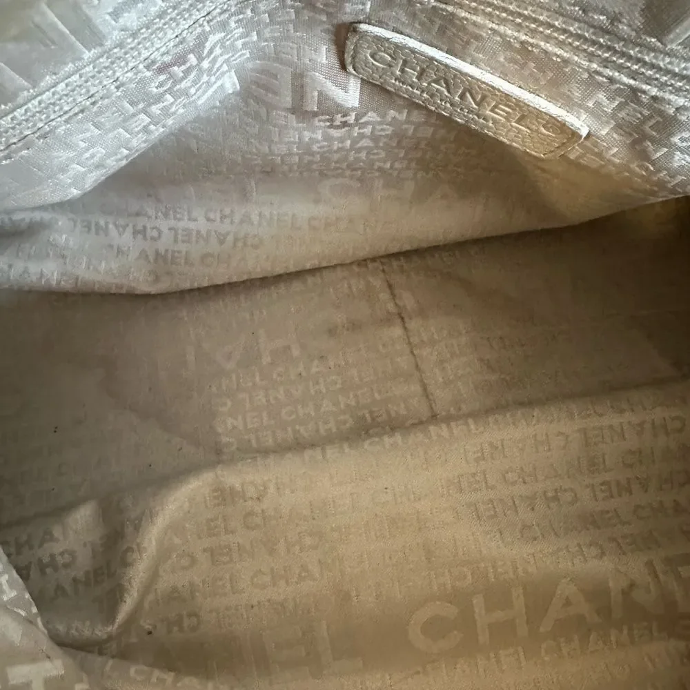 Chanel Top Handle white leather Bag